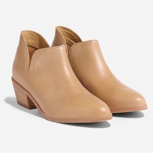 Nisolo Mia Everyday Leather Ankle Bootie Almond Size 8